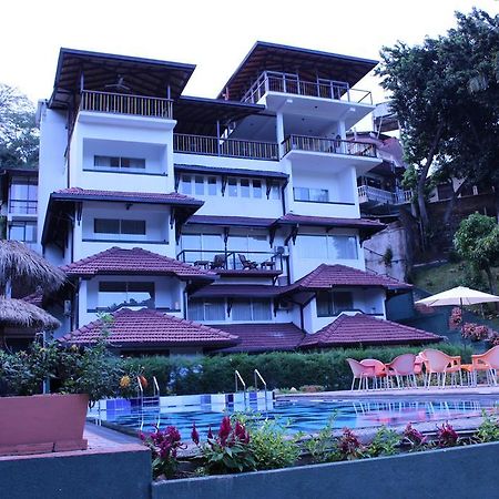 Kandyan Hotel Luaran gambar