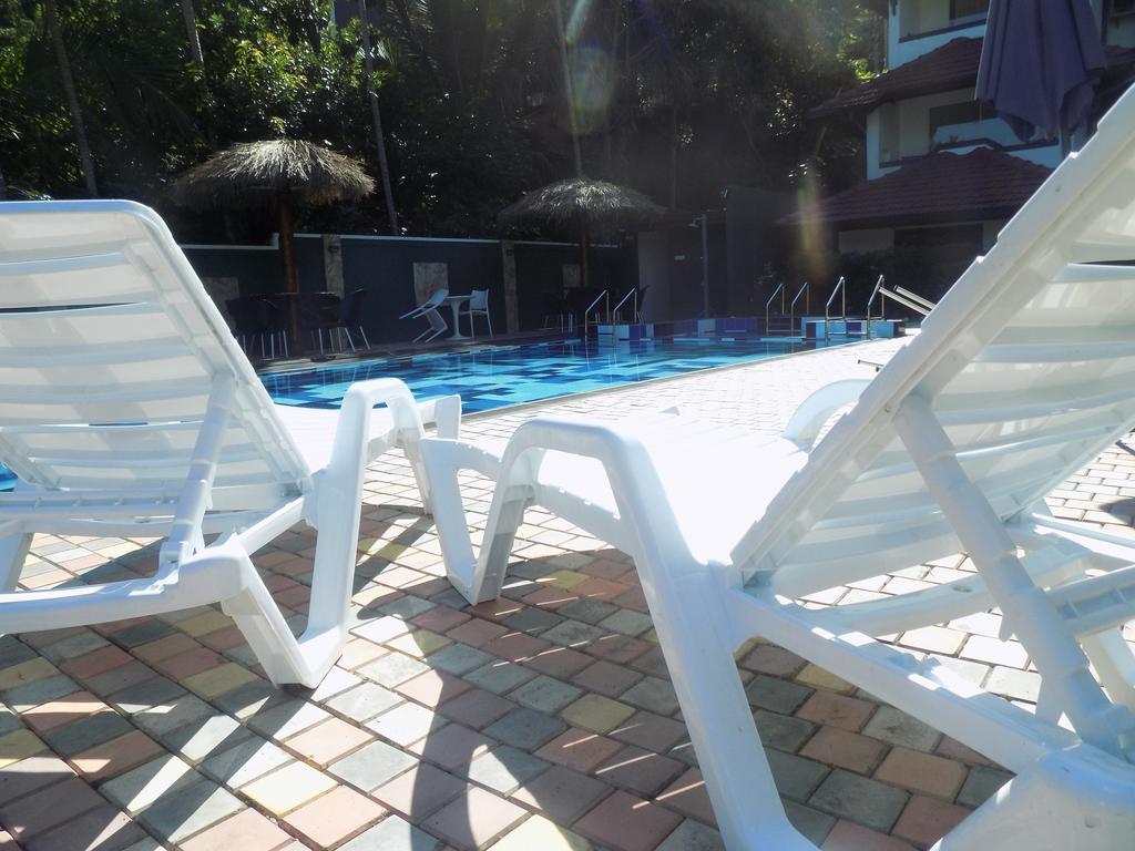 Kandyan Hotel Luaran gambar