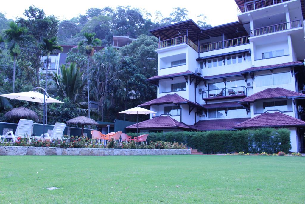 Kandyan Hotel Luaran gambar
